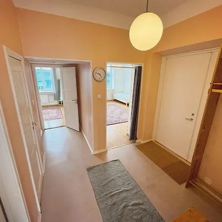 Apartment Center Up To 4 Guests